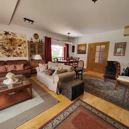 Nyaraló Casa Rural En