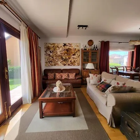 Casa Rural En *